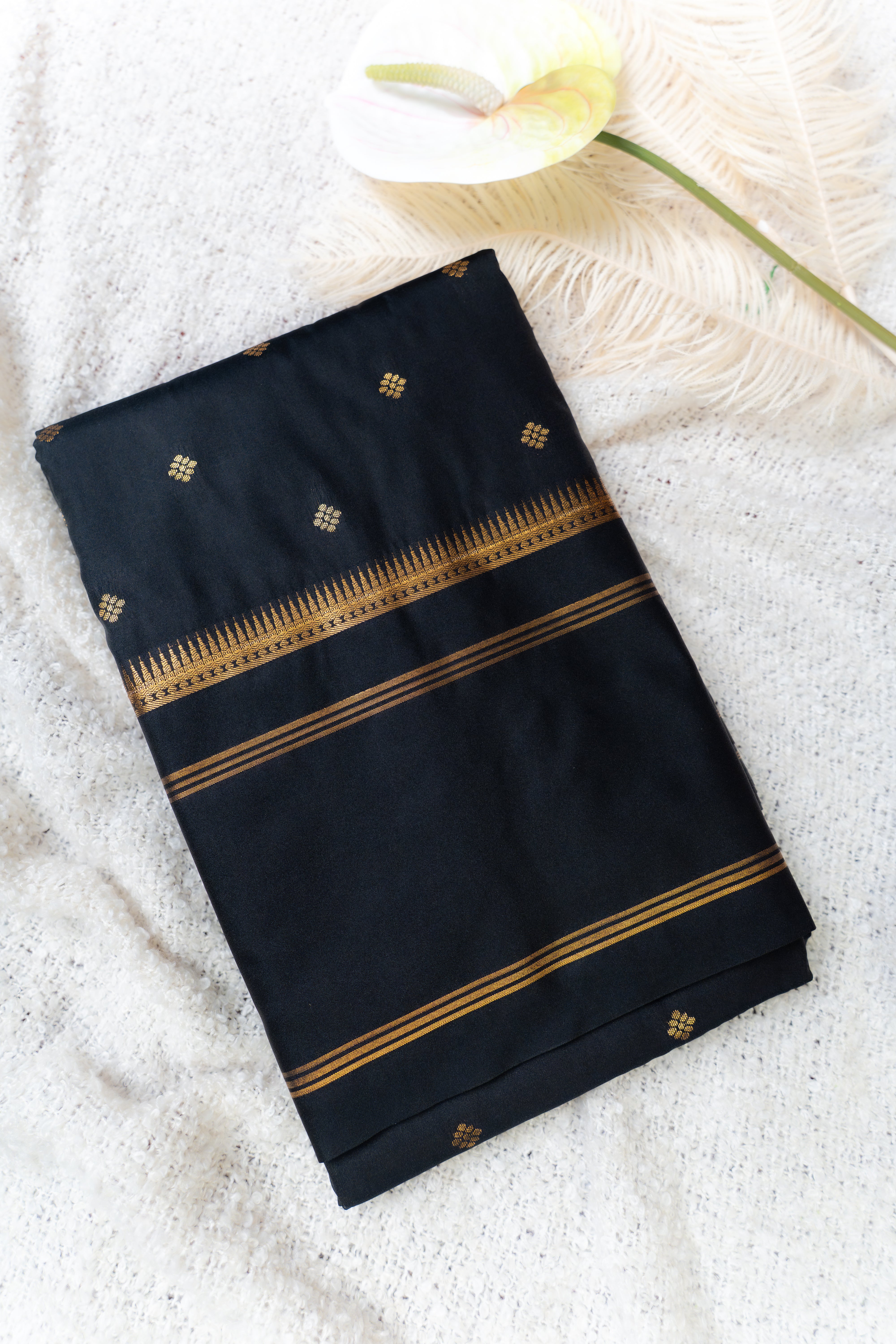 Classic Semi Gadwal Saree Collection- BLACK