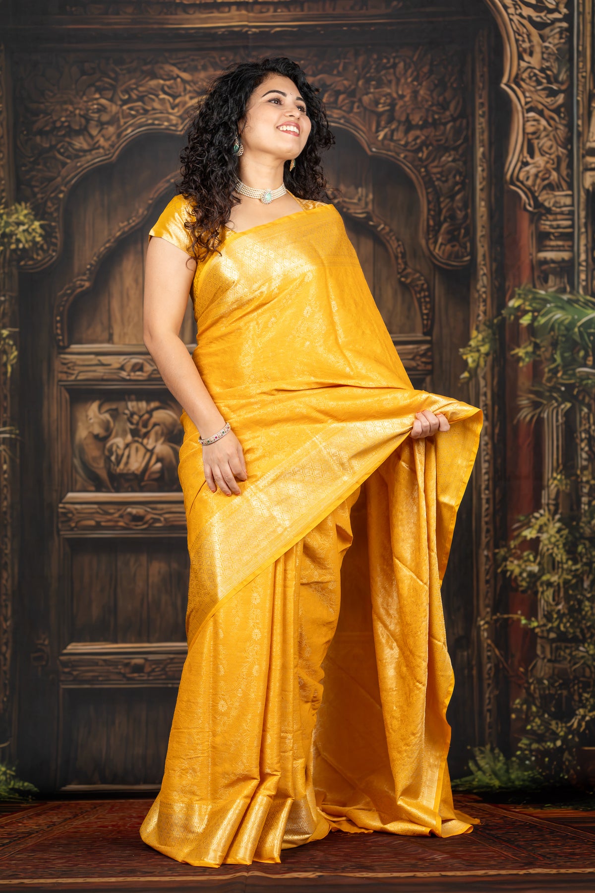 Golden Zari Crepe Brocade Saree