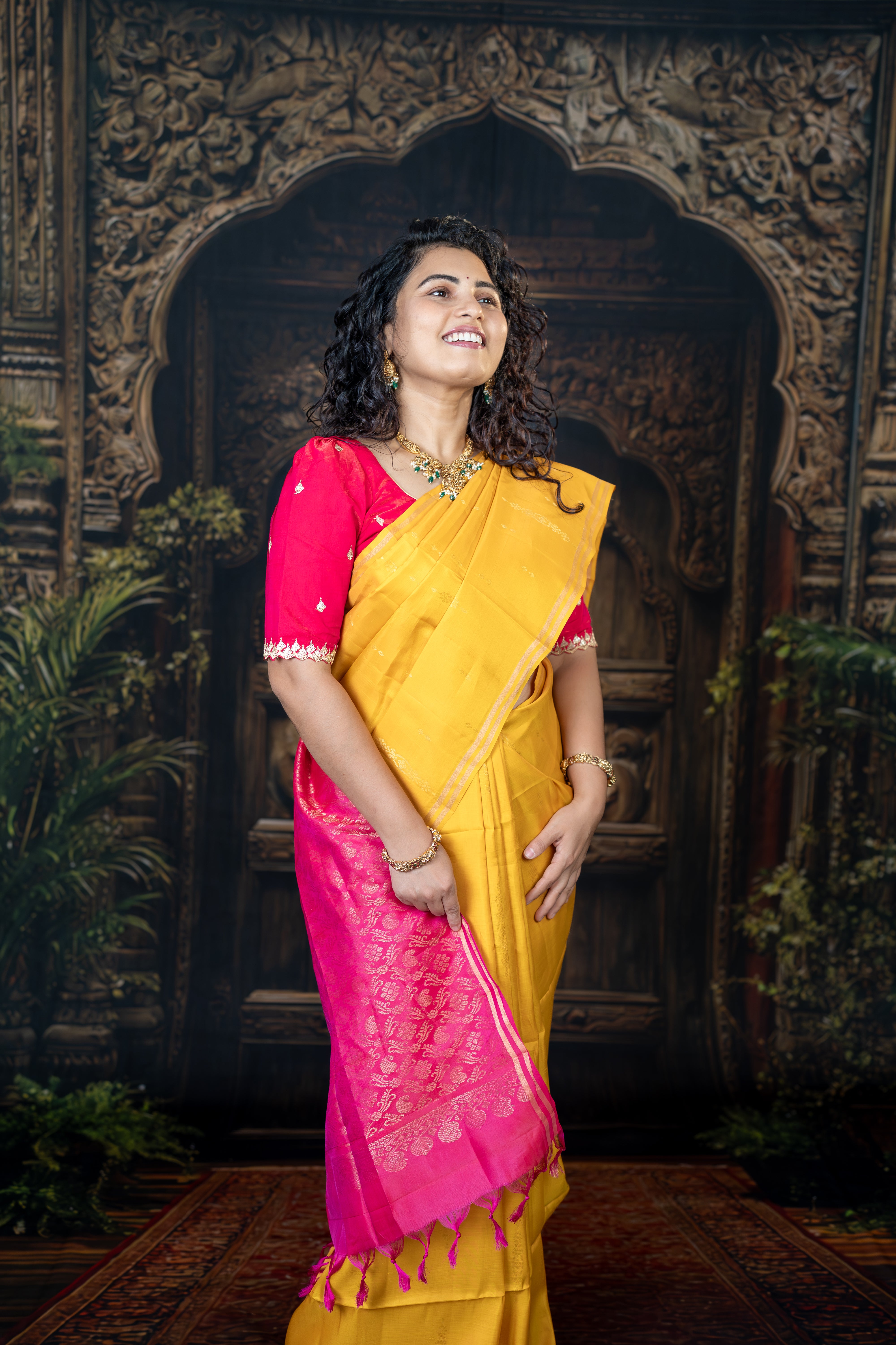 Soft Silk Light Weight Double Warp Gadwal Pattu Saree