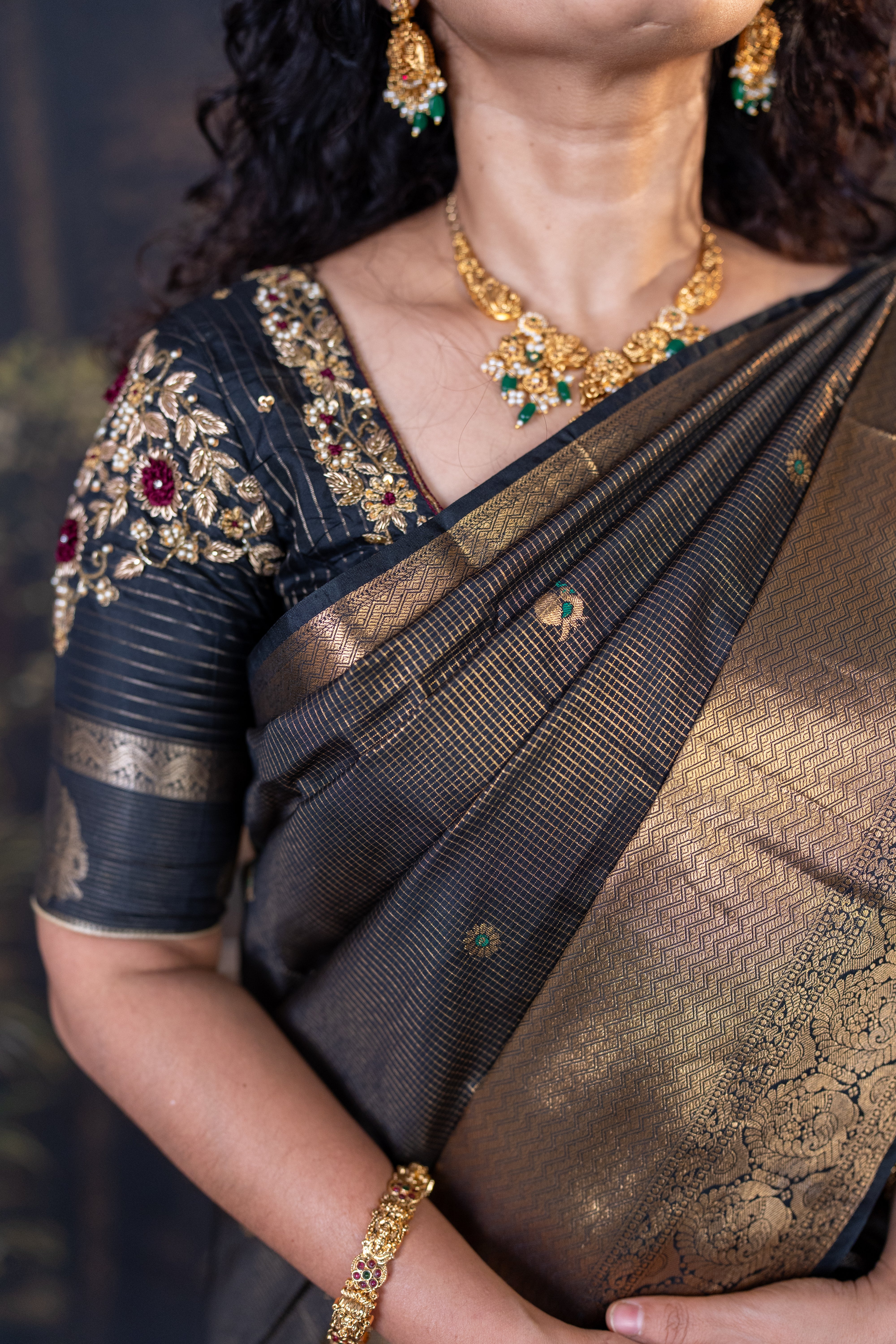 Vintage Semi Gadwal Pattu Saree with Kanchi Border- BLACK